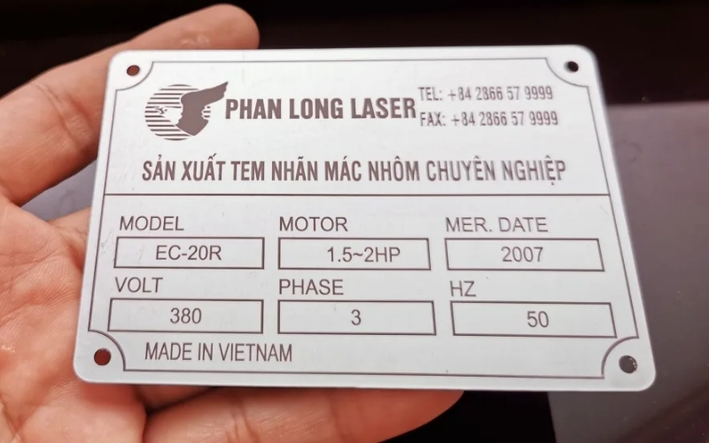 Công ty gia công tem kim loại Phan Long Laser