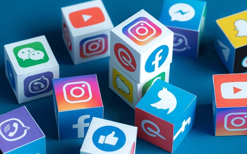 tăng nhận diện qua social media